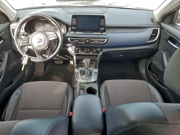 KNDEU2AA4M7215892 2021 KIA SELTOS - Image 8