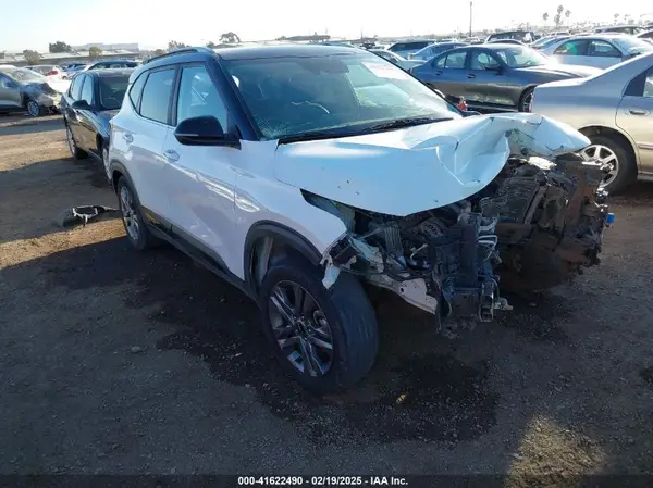 KNDEU2AA4N7263491 2022 KIA SELTOS - Image 1