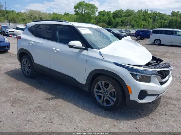 KNDEU2AA4N7287550 2022 KIA SELTOS - Image 1
