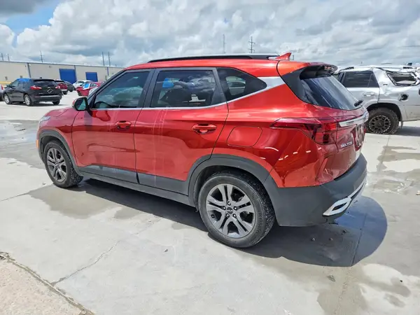 KNDEU2AA4P7397825 2023 KIA SELTOS - Image 2