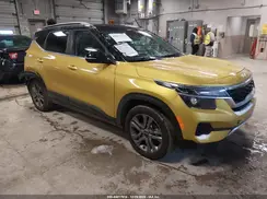 KNDEU2AA4P7419418 2023 KIA SELTOS