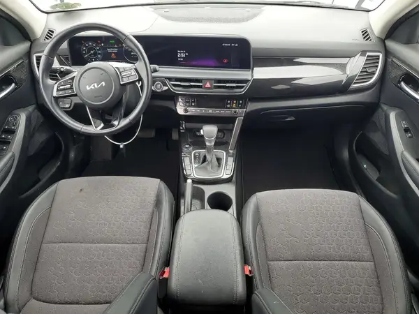 KNDEU2AA4R7478049 2024 KIA SELTOS - Image 8