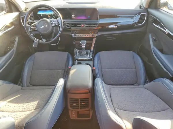 KNDEU2AA4R7498379 2024 KIA SELTOS - Image 8