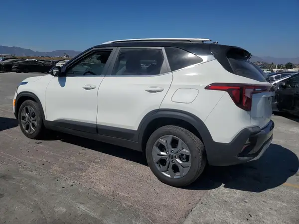 KNDEU2AA4R7605107 2024 KIA SELTOS - Image 2