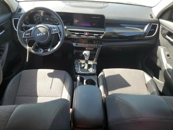 KNDEU2AA4R7605107 2024 KIA SELTOS - Image 8