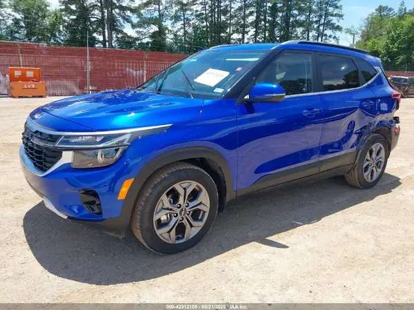 KNDEU2AA4R7654467 2024 KIA SELTOS - Image 2