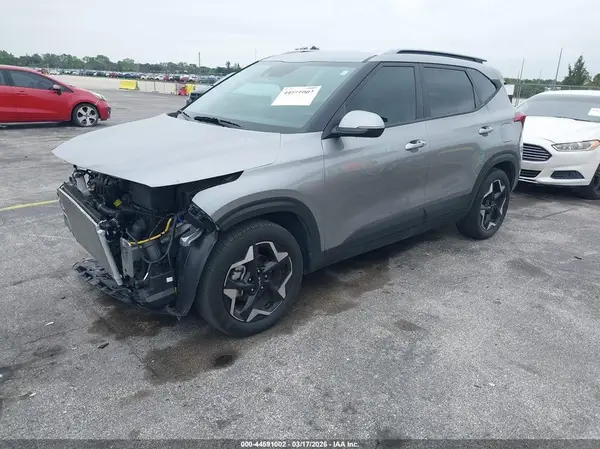 KNDEU2AA4S7695915 2025 KIA SELTOS - Image 2