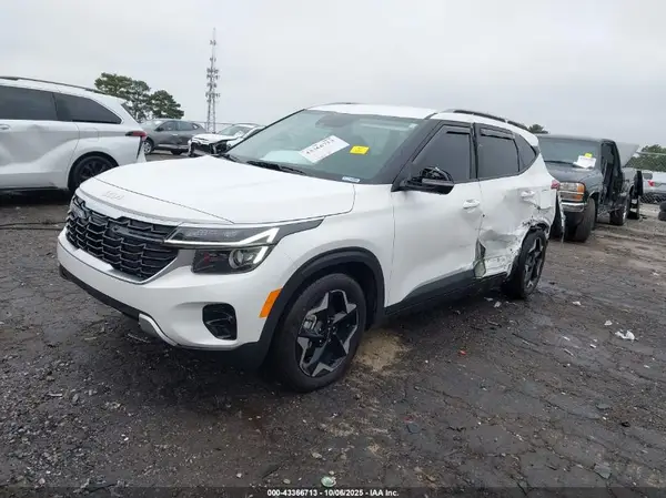 KNDEU2AA4S7698359 2025 KIA SELTOS - Image 2