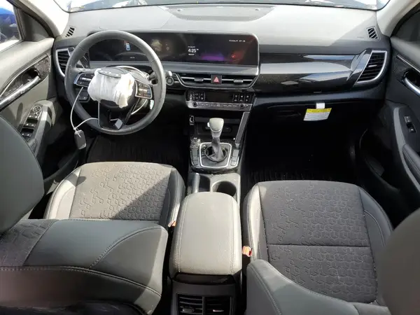 KNDEU2AA4S7772542 2025 KIA SELTOS - Image 8
