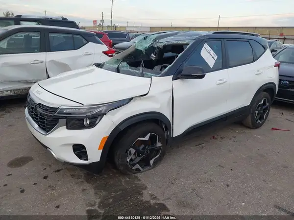 KNDEU2AA4S7811436 2025 KIA SELTOS - Image 2