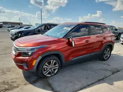 KNDEU2AA5M7098758 2021 KIA SELTOS