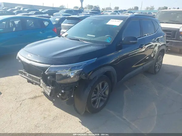 KNDEU2AA5M7111332 2021 KIA SELTOS - Image 2