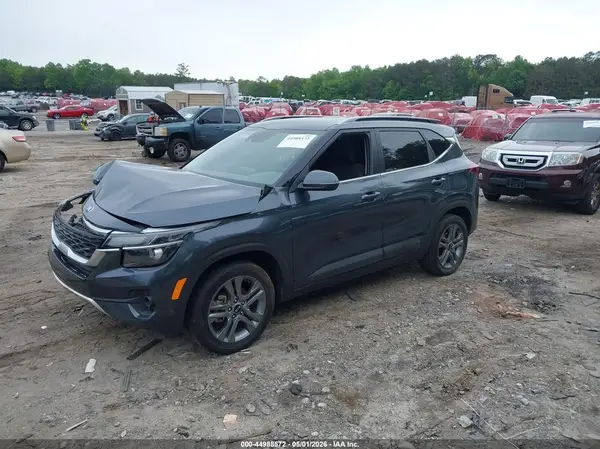 KNDEU2AA5M7139664 2021 KIA SELTOS - Image 2