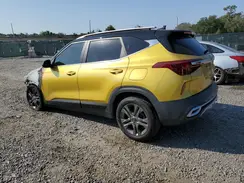 KNDEU2AA5M7204528 2021 KIA SELTOS