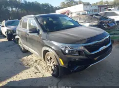 KNDEU2AA5N7304257 2022 KIA SELTOS