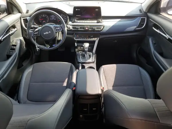 KNDEU2AA5N7306509 2022 KIA SELTOS - Image 8