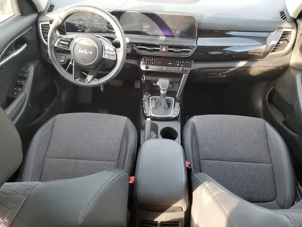 KNDEU2AA5R7512306 2024 KIA SELTOS - Image 8