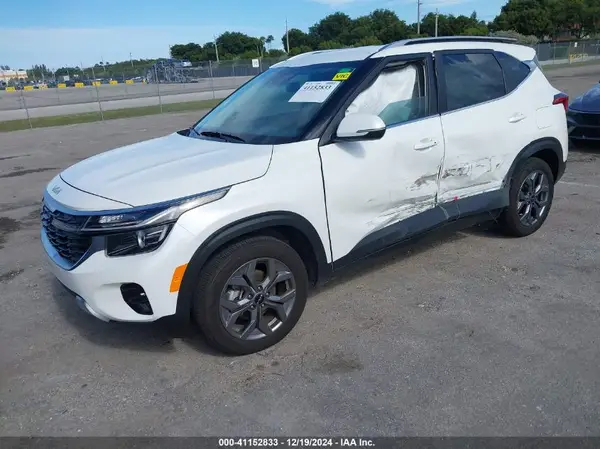 KNDEU2AA5R7617735 2024 KIA SELTOS - Image 2