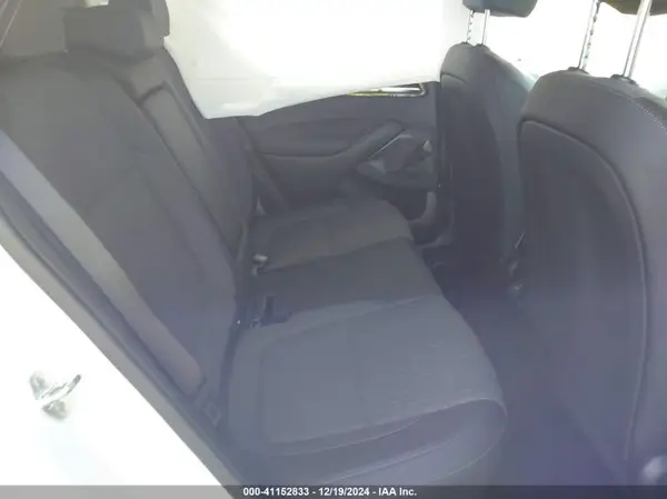 KNDEU2AA5R7617735 2024 KIA SELTOS - Image 8
