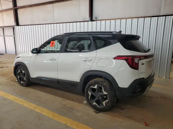 KNDEU2AA5S7727772 2025 KIA SELTOS - Image 2