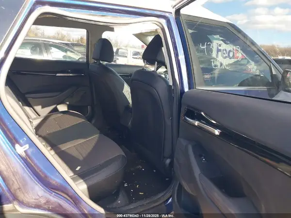 KNDEU2AA6M7043607 2021 KIA SELTOS - Image 8