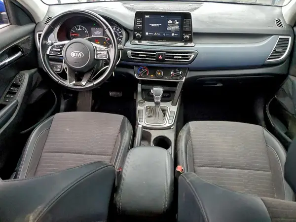 KNDEU2AA6M7044742 2021 KIA SELTOS - Image 8