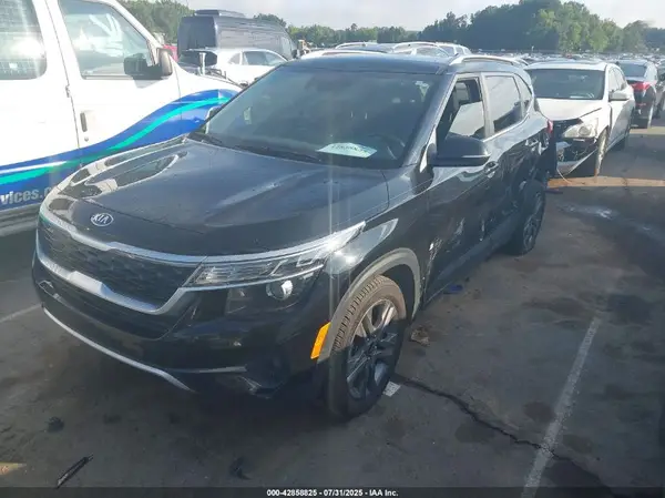 KNDEU2AA6M7045406 2021 KIA SELTOS - Image 2
