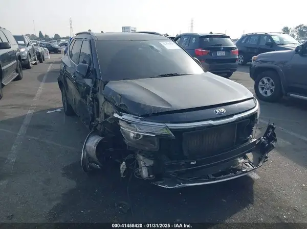 KNDEU2AA6M7128821 2021 KIA SELTOS - Image 1