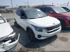 KNDEU2AA6M7143688 2021 KIA SELTOS