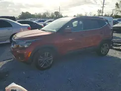 KNDEU2AA6M7167828 2021 KIA SELTOS