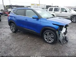 KNDEU2AA6M7216641 2021 KIA SELTOS