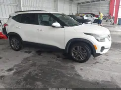 KNDEU2AA6N7287131 2022 KIA SELTOS