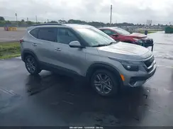 KNDEU2AA6N7301786 2022 KIA SELTOS