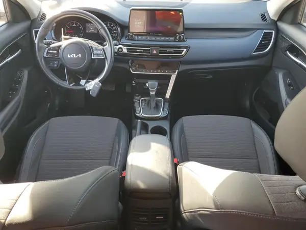 KNDEU2AA6N7345187 2022 KIA SELTOS - Image 8
