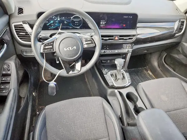 KNDEU2AA6R7483110 2024 KIA SELTOS - Image 8