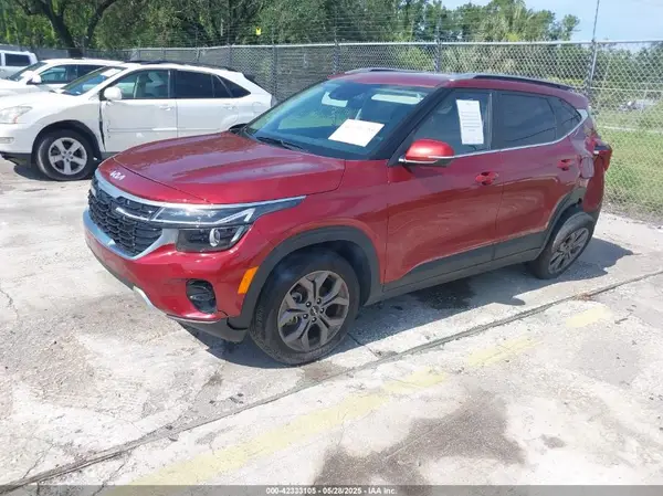 KNDEU2AA6R7498593 2024 KIA SELTOS - Image 2