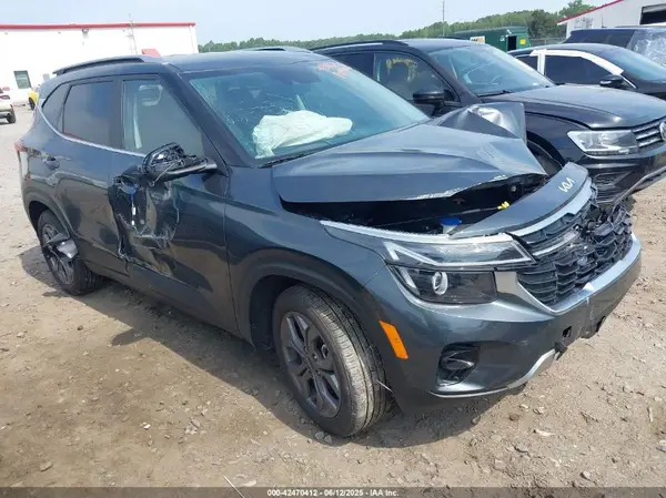 KNDEU2AA6R7576676 2024 KIA SELTOS - Image 1