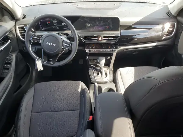 KNDEU2AA6S7801734 2025 KIA SELTOS - Image 8