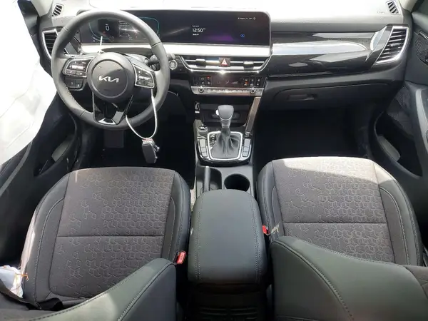 KNDEU2AA6T7928890 2026 KIA SELTOS - Image 8