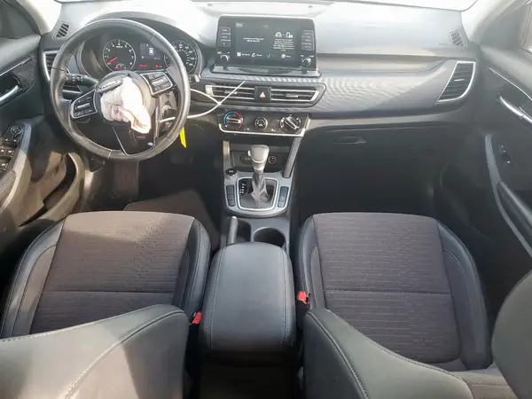 KNDEU2AA7M7100509 2021 KIA SELTOS - Image 8