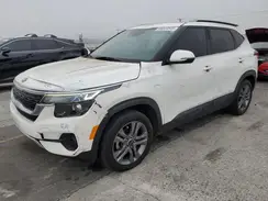 KNDEU2AA7M7146129 2021 KIA SELTOS