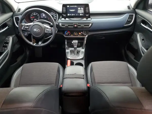 KNDEU2AA7M7146129 2021 KIA SELTOS - Image 8