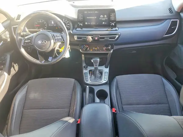 KNDEU2AA7M7168857 2021 KIA SELTOS - Image 8