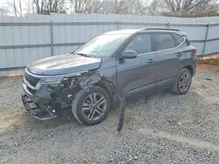 KNDEU2AA7M7203963 2021 KIA SELTOS