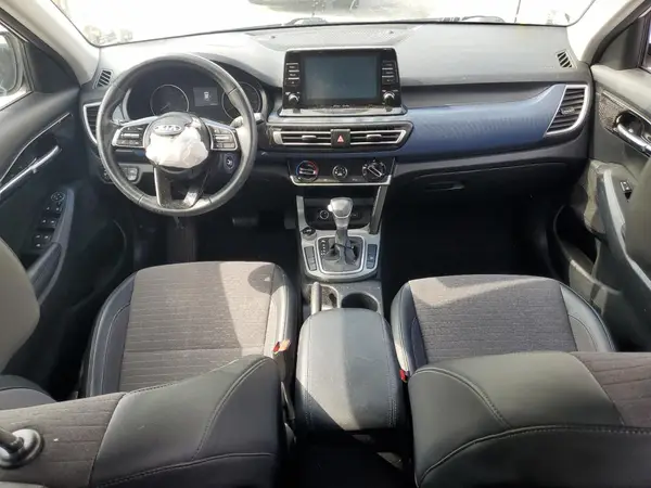 KNDEU2AA7M7216499 2021 KIA SELTOS - Image 8