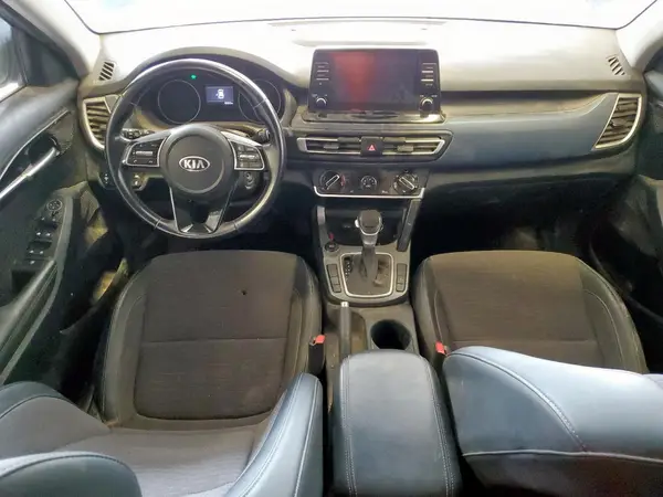 KNDEU2AA7M7227096 2021 KIA SELTOS - Image 8