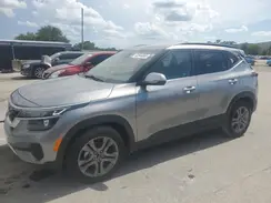 KNDEU2AA7N7247320 2022 KIA SELTOS