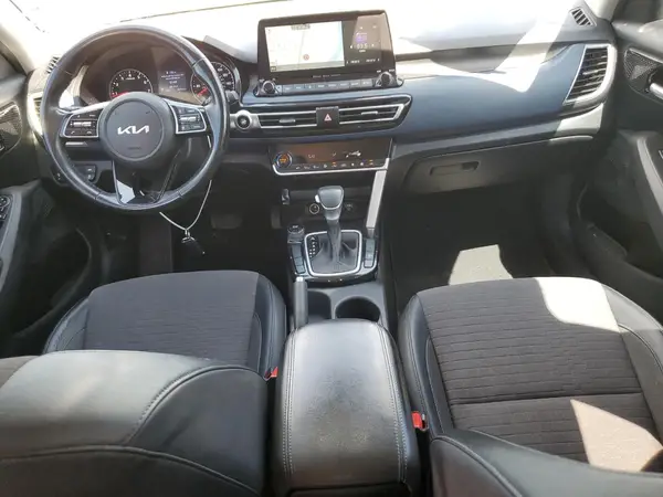 KNDEU2AA7N7282987 2022 KIA SELTOS - Image 8