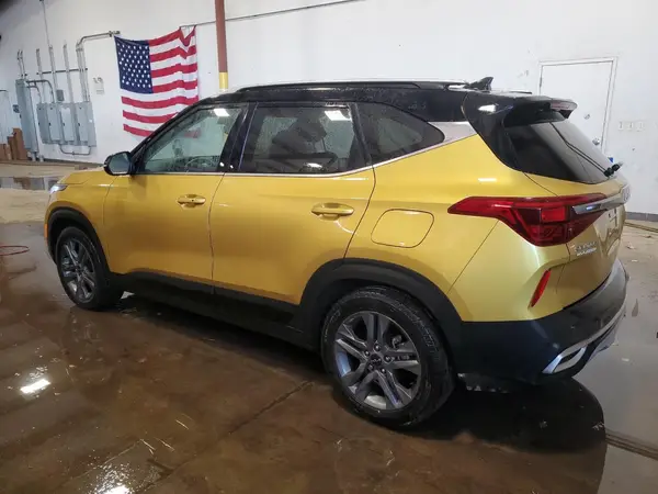 KNDEU2AA7N7293911 2022 KIA SELTOS - Image 2