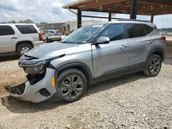 KNDEU2AA7R7502585 2024 KIA SELTOS